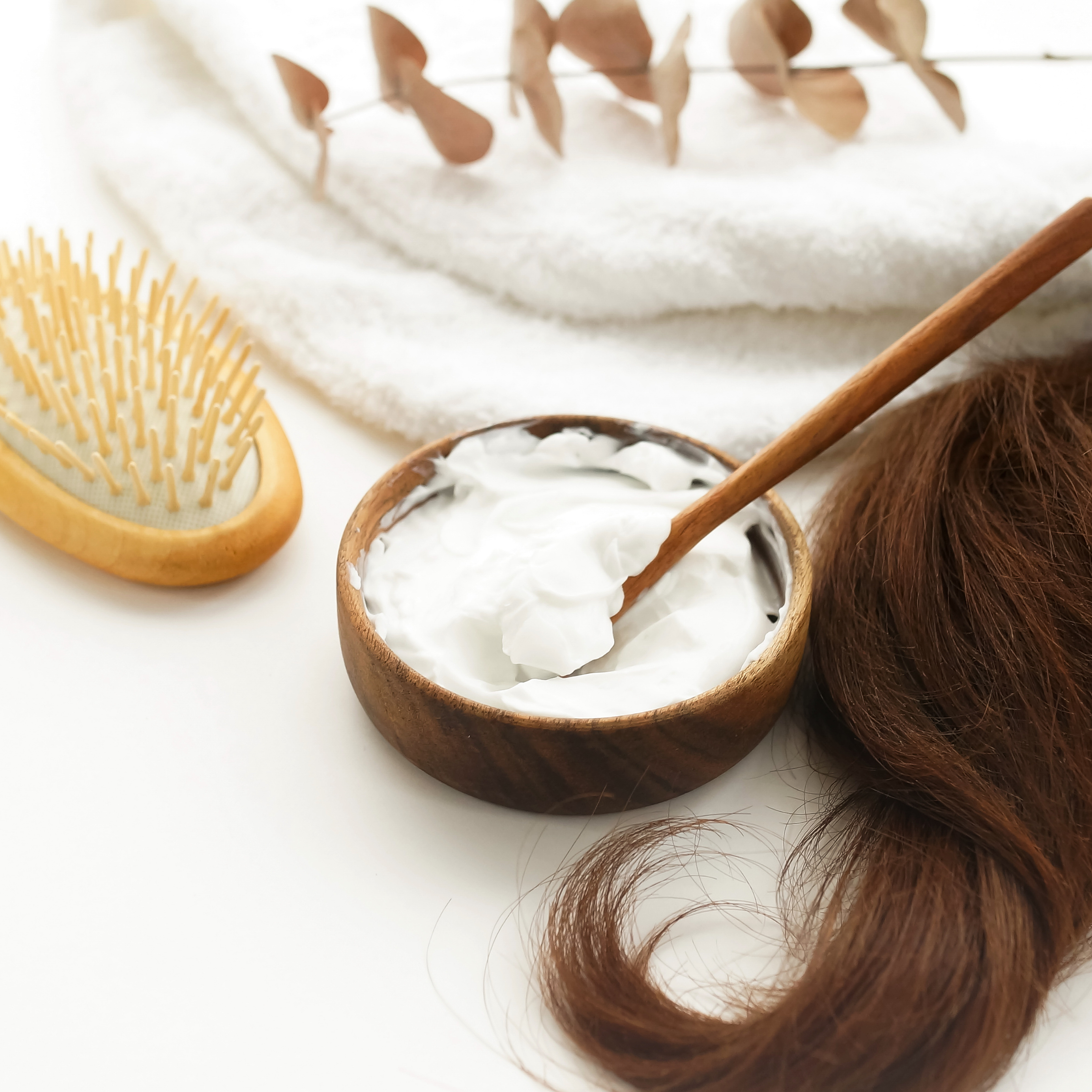 Mastering Monsoon Hair Care: DIY Herbal Hair Masks